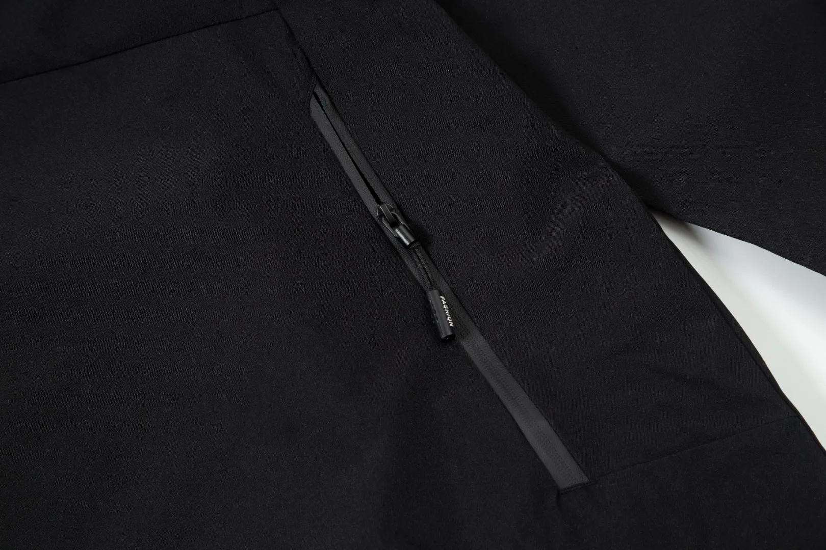 BALENCIAGA/ ! Quality ! 。 ! ， 、 Breathable，GORE-TEX Pro Wear-Resistant N 40p-X ， ，Breathable， ，Wear-Resistant，DWR ， ， ， ， Breathable ， ， Breathable ， ，Breathable ！ ， ！！！ : Black Sizes：L-4XL
